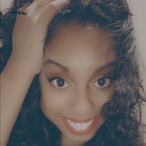 Meet your Posher, Joy